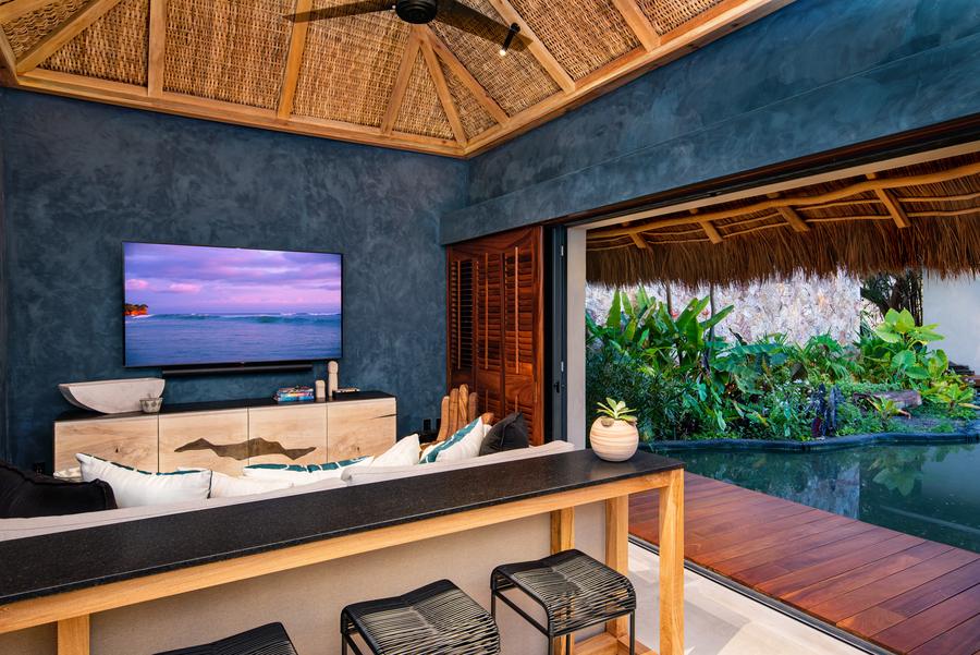 Palapa lounge interior
